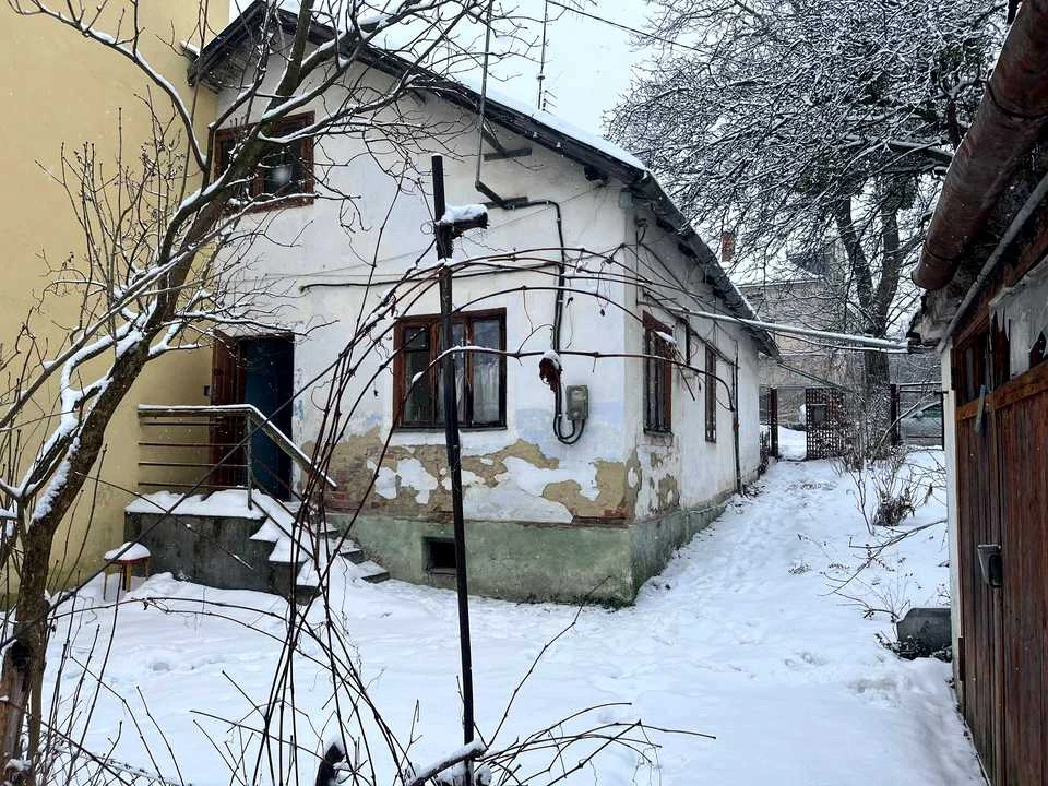 Дом. Львів, улица Алексея Бахматюка