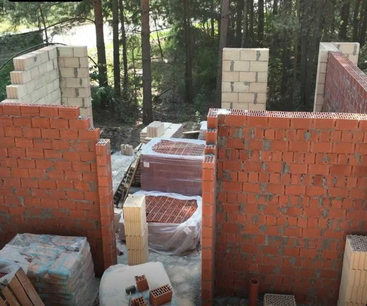 Міні-містечко з 4 дуплексів у Києві (Биківня, вул. Бобринець