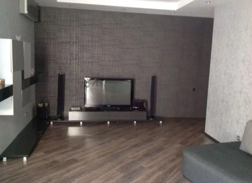 Продам 2-к квартиру з ремонтом, 80 кв. м, у ЖК "Семь Самурае