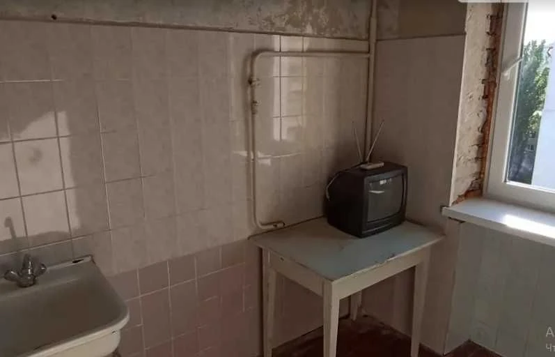 Квартира в цегляному будинку на Таїрова