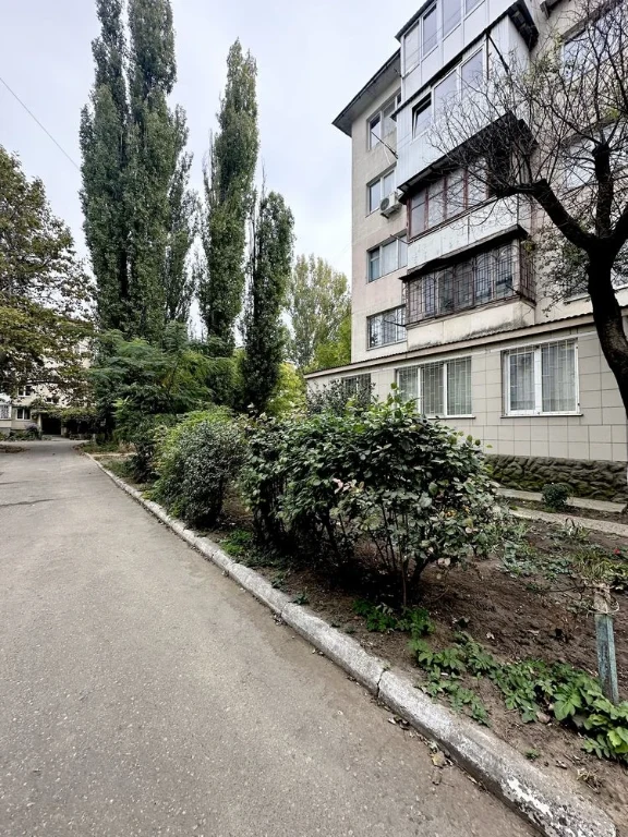 Продам Зх - ком квартиру на пос. Котовского в Газовом Доме