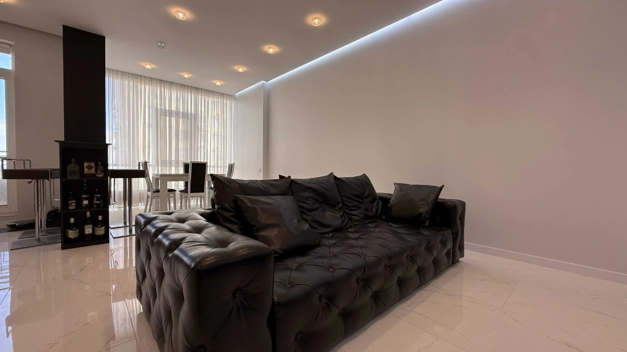 Two-bedroom apartment renovated in Tairova.