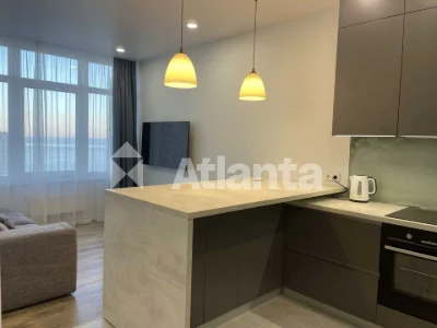 Apartment with Sea View and Quality Renovation in Arcadia