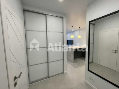 Apartment with Sea View and Quality Renovation in Arcadia