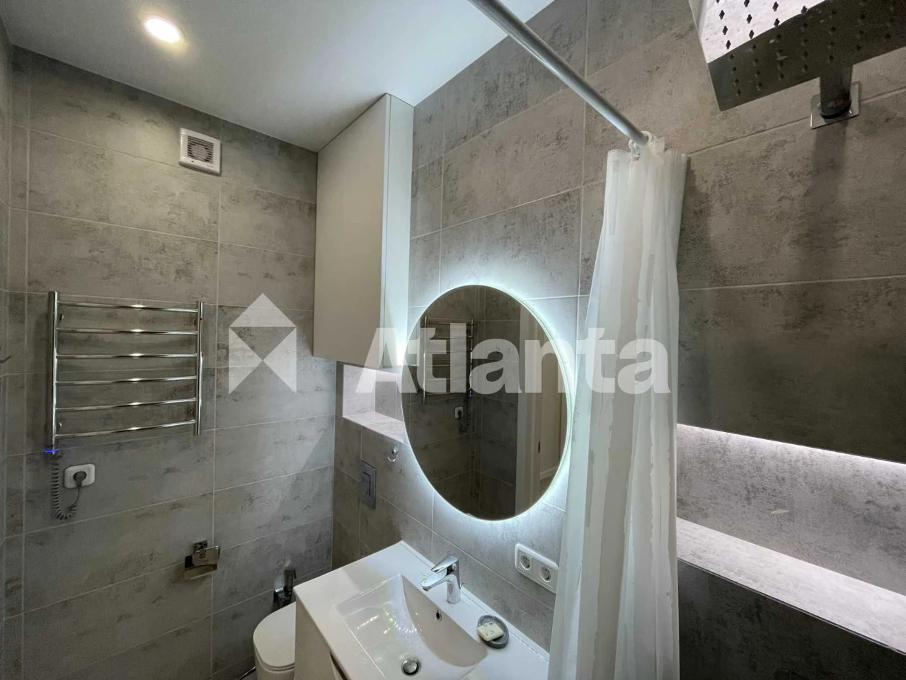 Apartment with Sea View and Quality Renovation in Arcadia