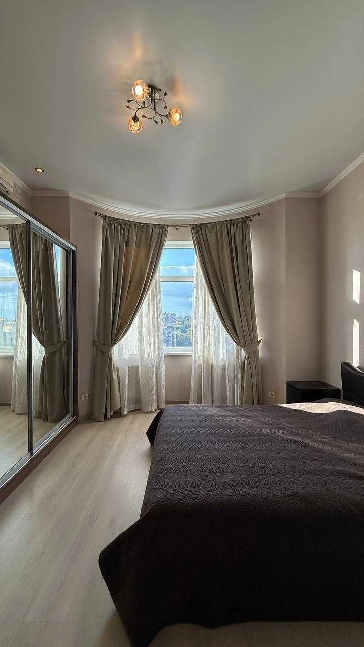 For sale, 1-room apartment in the center of Odessa in the Sabansky residential complex