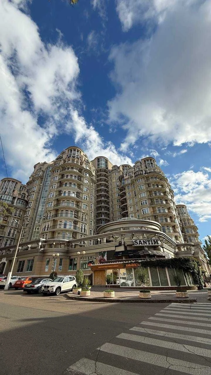 For sale, 1-room apartment in the center of Odessa in the Sabansky residential complex