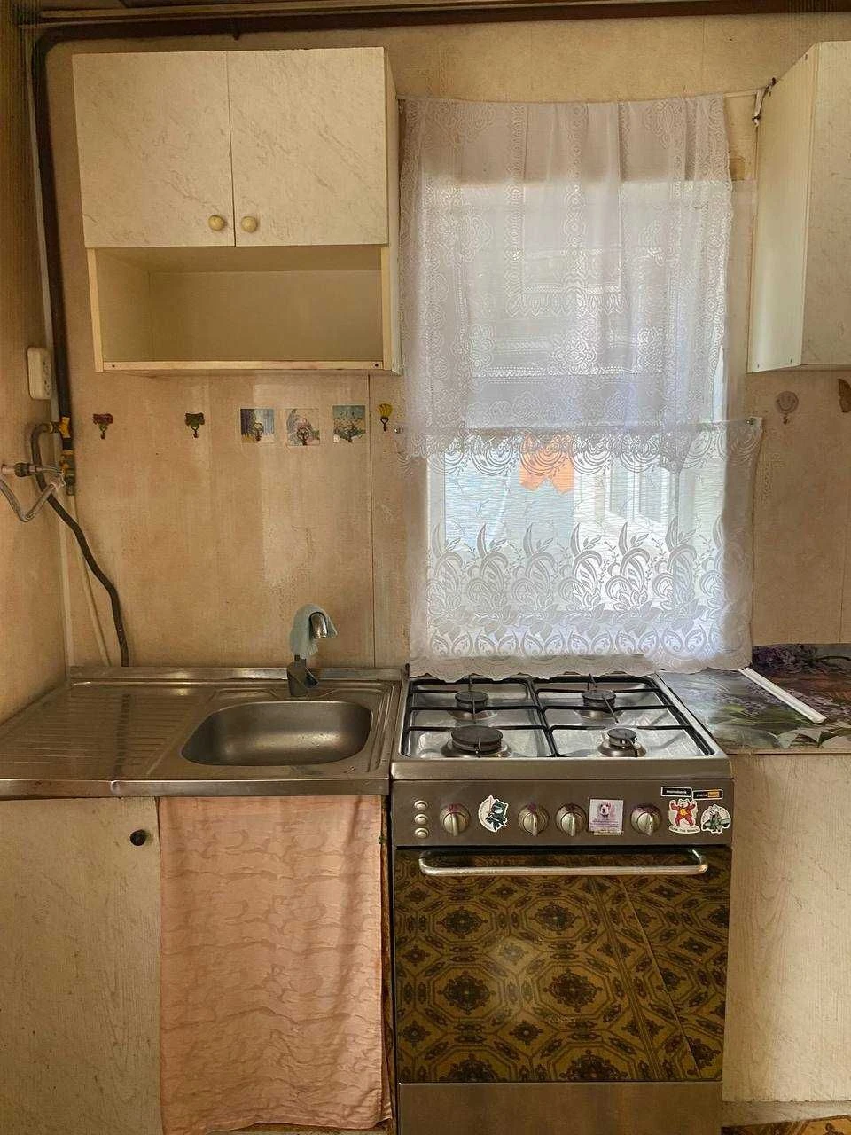 Продам 2-кімнатну квартиру з власним палісадником та паркомі