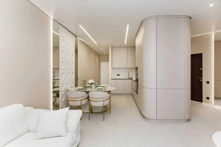 2-bedroom apartment with designer renovation KADORR