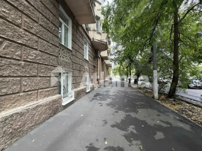 2-кімнатна квартира 40 м² " Перехідна Сталінка" у  Приморськ