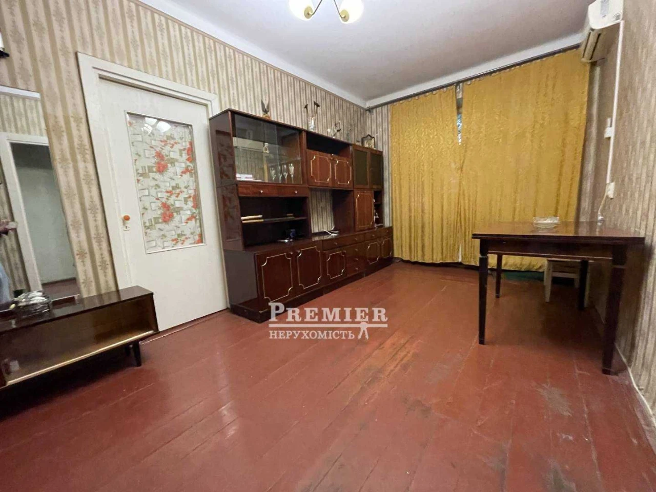 Best Price! 2-bedroom apartment 43 sq m. Brick, 4th station.