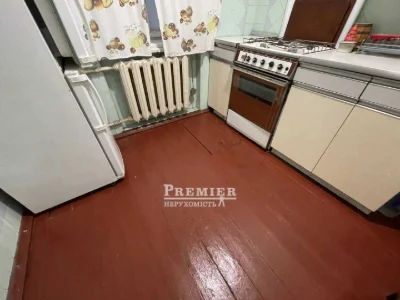 Best Price! 2-bedroom apartment 43 sq m. Brick, 4th station.