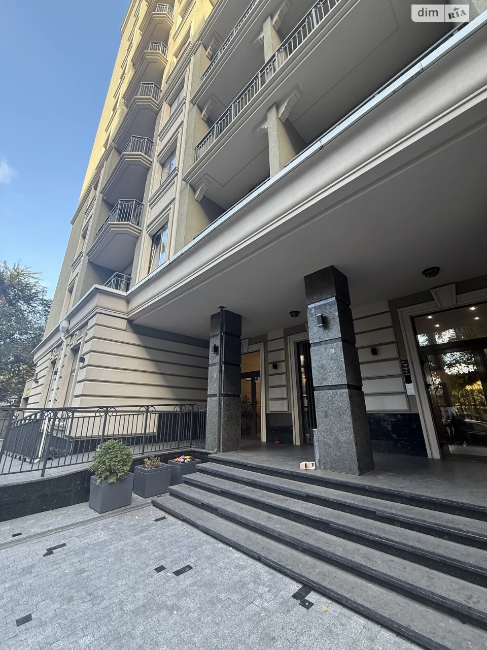 Продаж Квартира Приморський