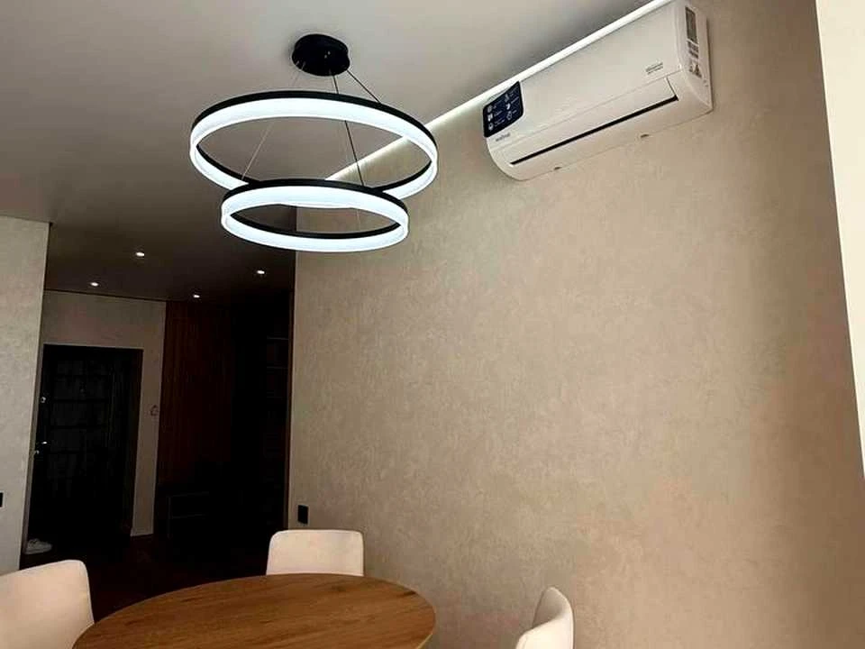 Apartment. Ivano-Frankivsk, Vysochana st.