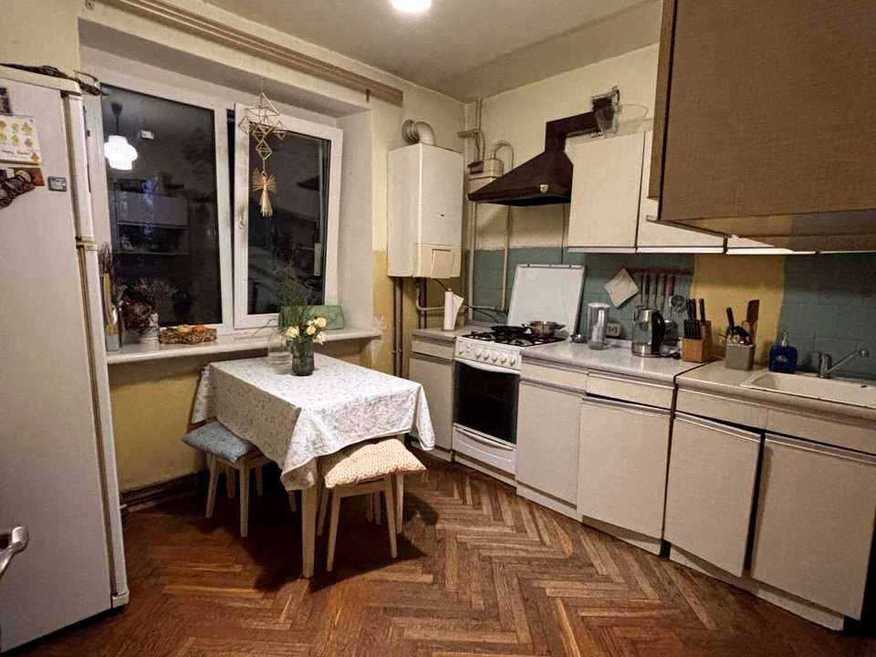 Квартира. Ивано-Франковск, Галицкая ул.