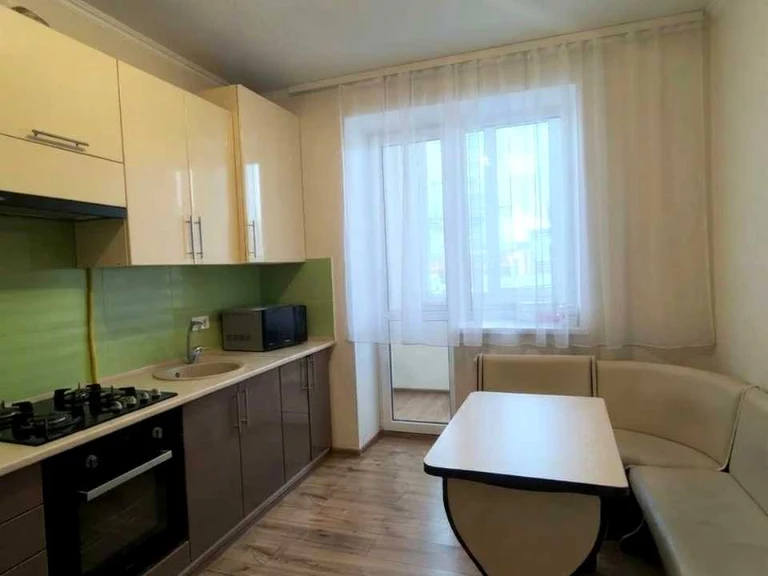Apartment. Ivano-Frankivsk, Vovnychanka st.