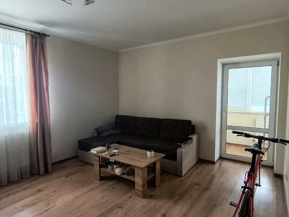 Apartment. Ivano-Frankivsk, Vovnychanka st.