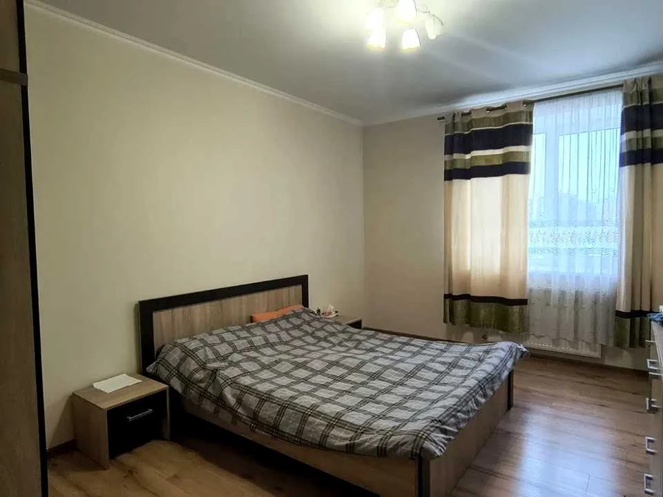 Apartment. Ivano-Frankivsk, Vovnychanka st.