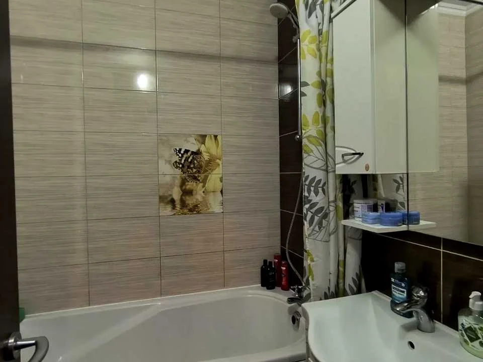 Apartment. Ivano-Frankivsk, Vovnychanka st.