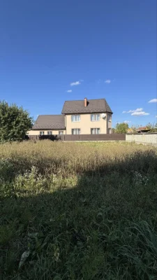 Продаж будинку в затишній локації