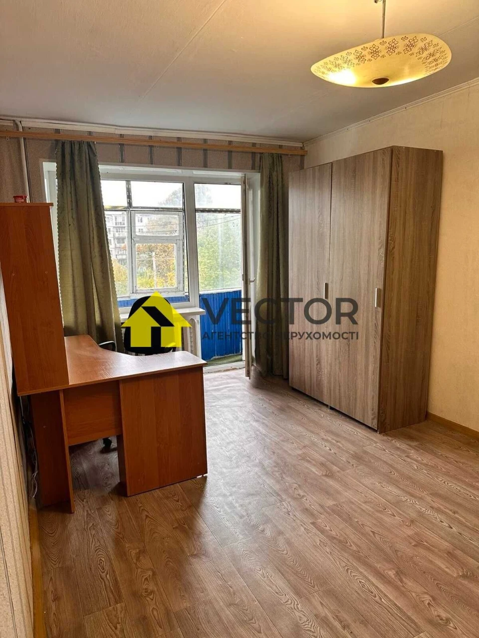 Cozy one-bedroom apartment on the 3rd floor, near the Ring