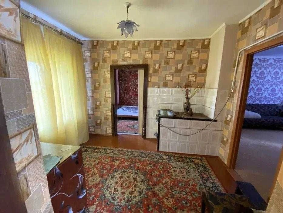 Будинок у продажу