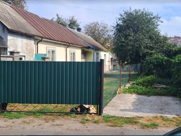 Будинок. Рівне, вулиця Штейнгеля