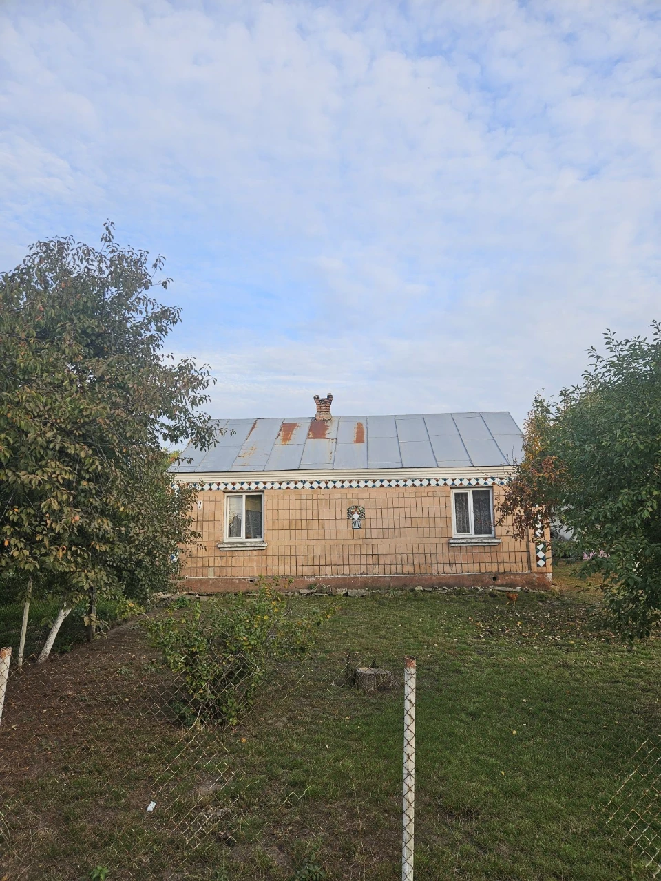 House in the village of Shkarevo (Horbakiv) 30 km from Rivne