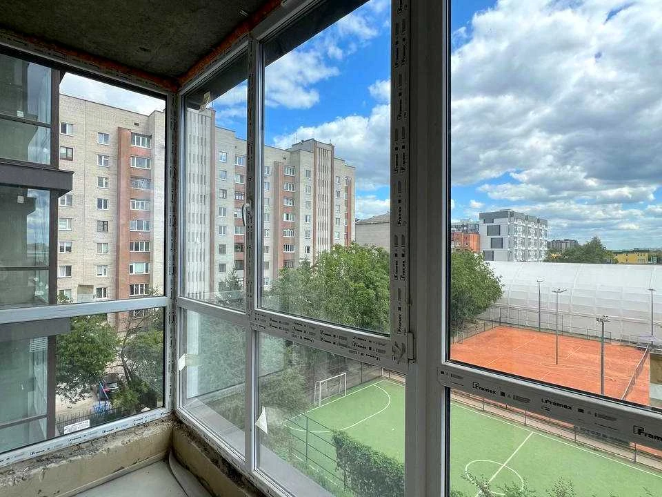 Квартира. Луцк, улица Карпенко-Карого