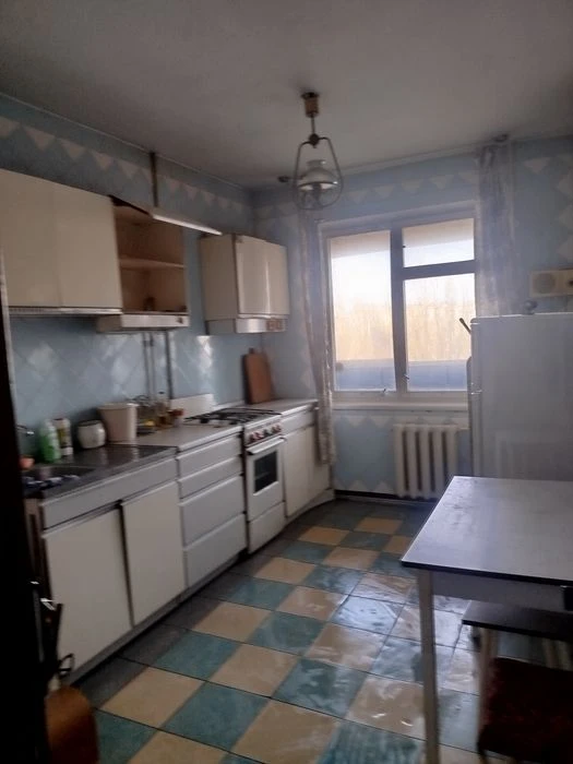 Срочно можно по гос программе продам 3 ком кв 66 м Ильфа и П
