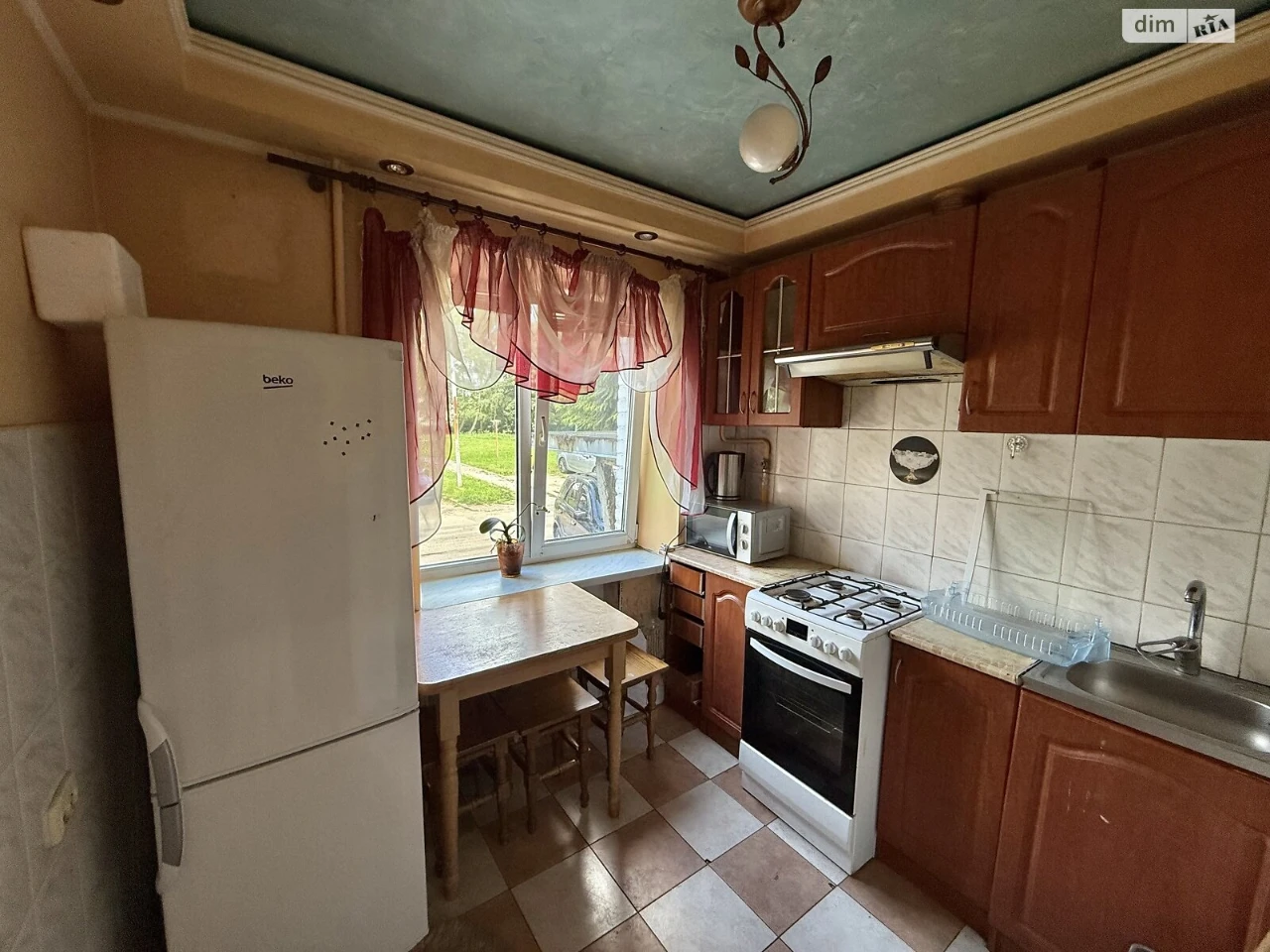 Long-Term Rental Apartment, Railway