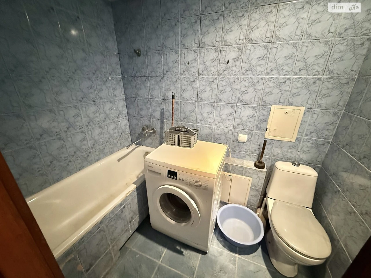 Long-Term Rental Apartment, Railway