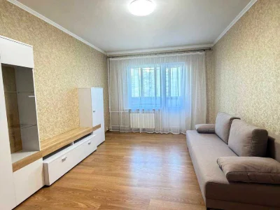 Apartment. Dragomanova st.