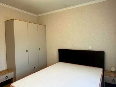 Apartment. Dragomanova st.