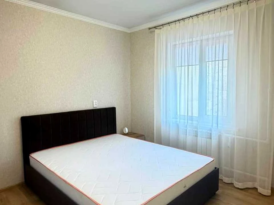 Apartment. Dragomanova st.