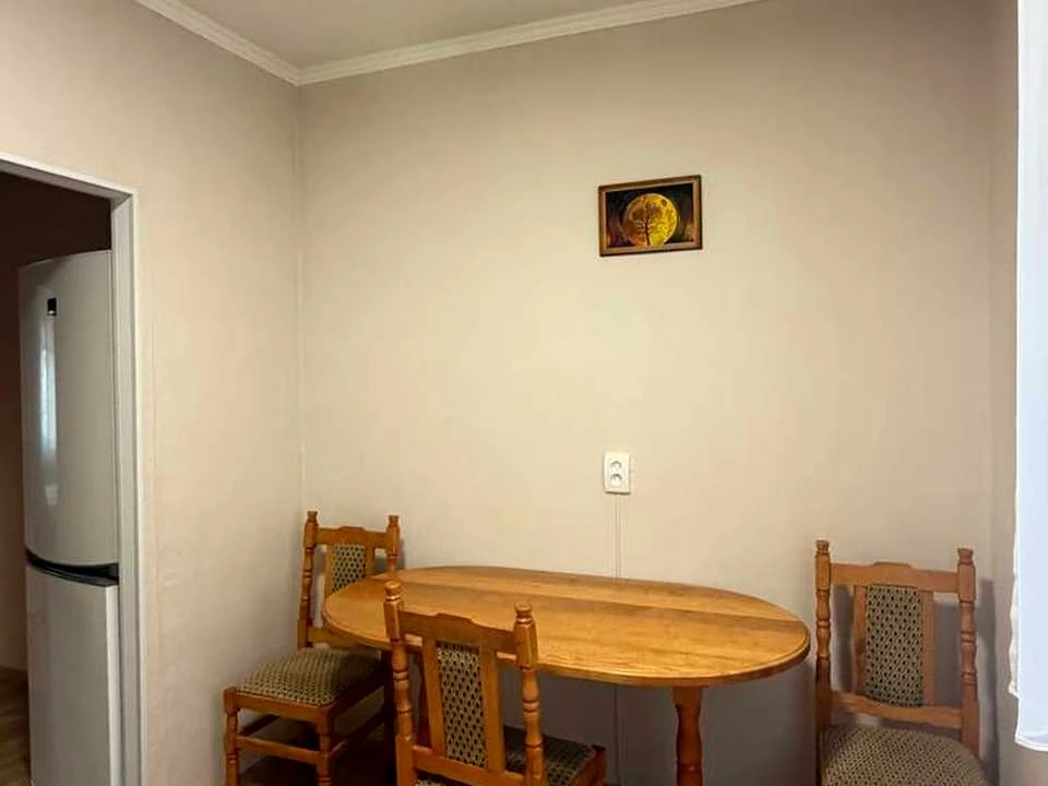 Apartment. Dragomanova st.