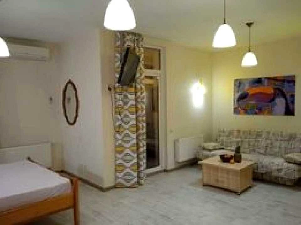 Квартира. Київ, Регенераторна вул.