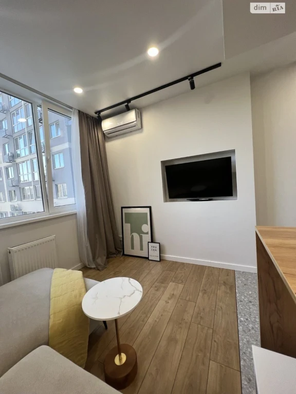 Long-Term Rental Apartment, Pociaky