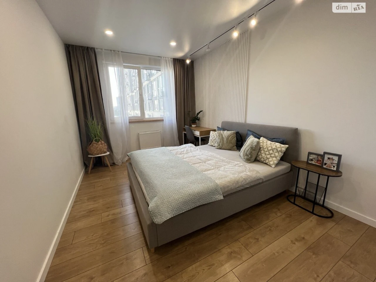 Long-Term Rental Apartment, Pociaky