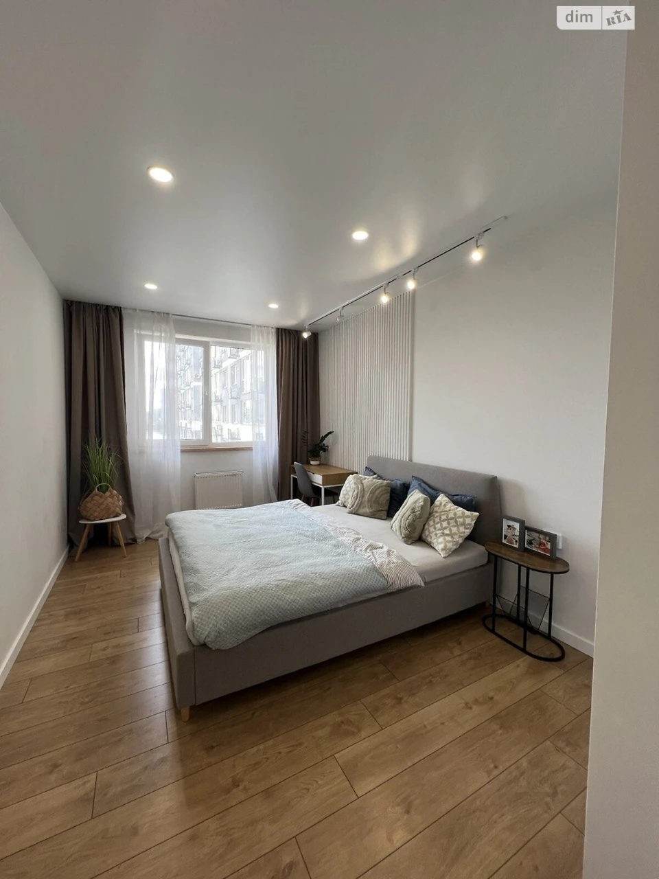 Long-Term Rental Apartment, Pociaky