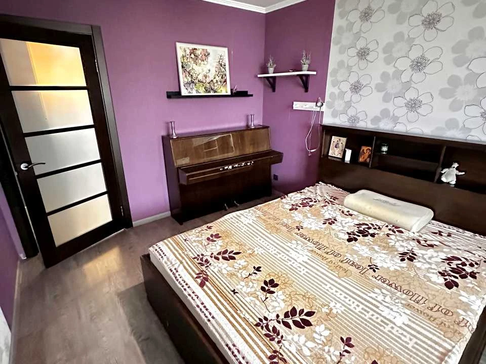Квартира. Київ, Йорданська вулиця