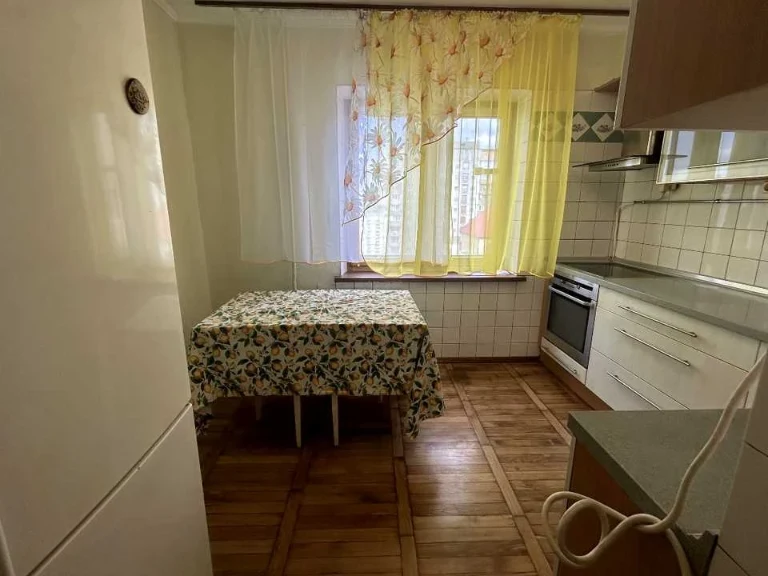Apartment. Levka Lukyanenko Street, Kyiv