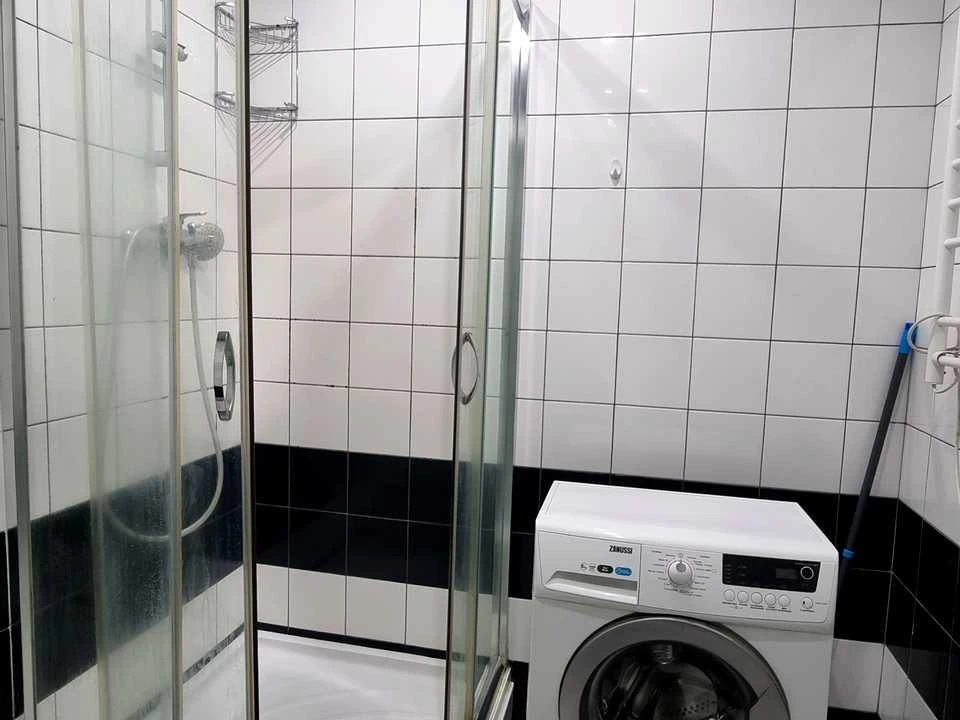 Apartment. Kyiv, Kostyantinivska Street
