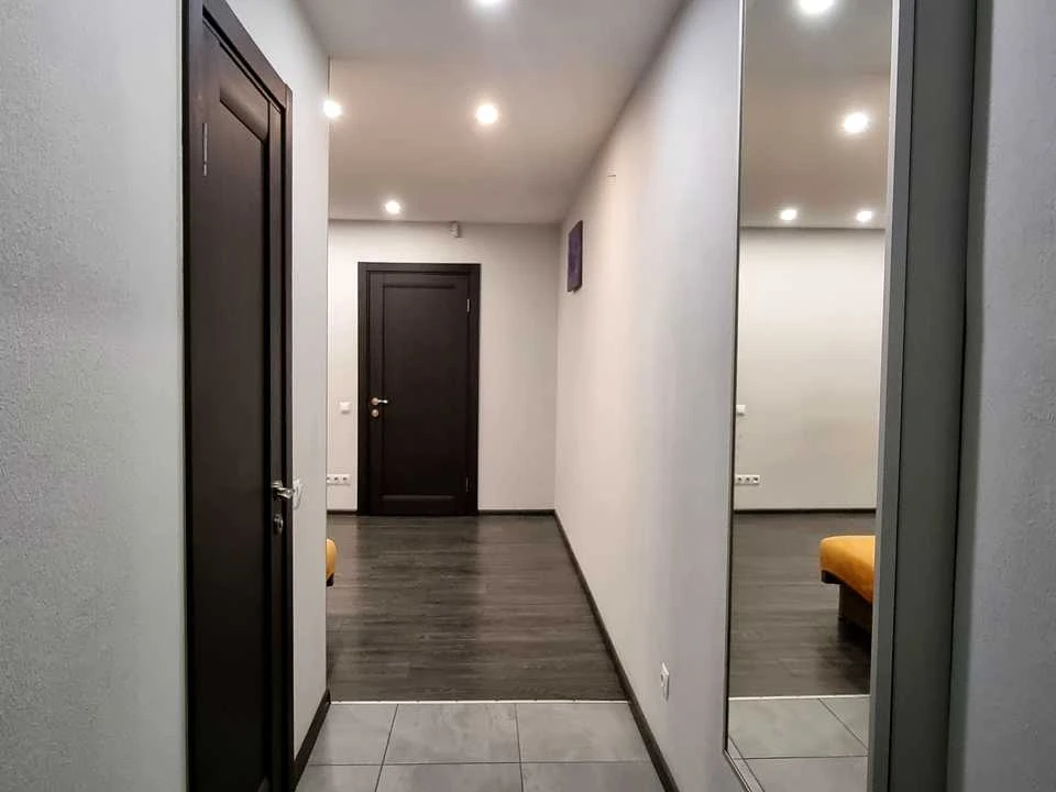 Apartment. Kyiv, Kostyantinivska Street