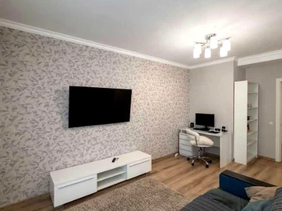 Apartment. Kyiv, Hlybchyska Street