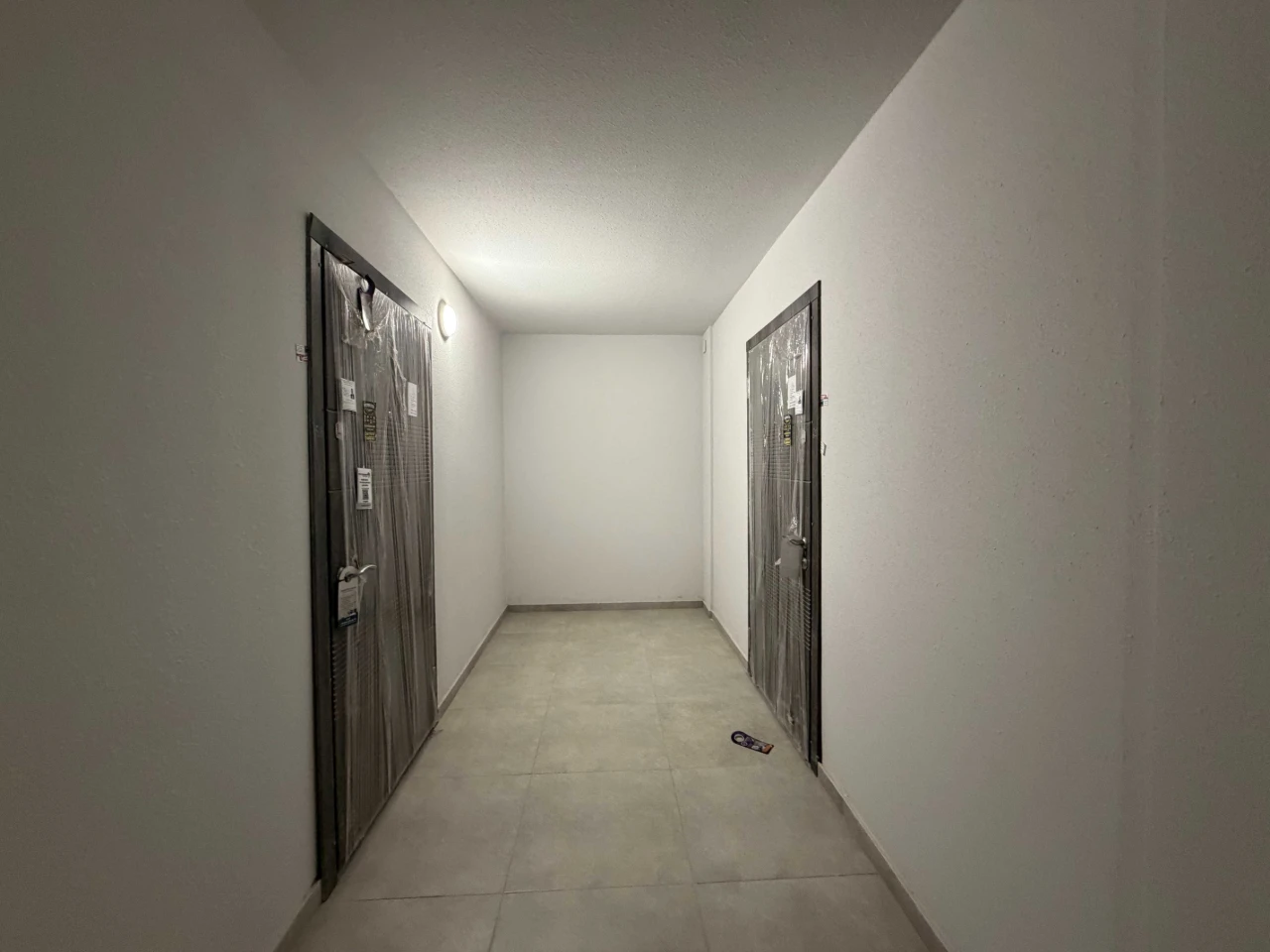 Sale of 3-room 98 sq.m apartment in the "Schengen" residential complex on Zalesnitska Street