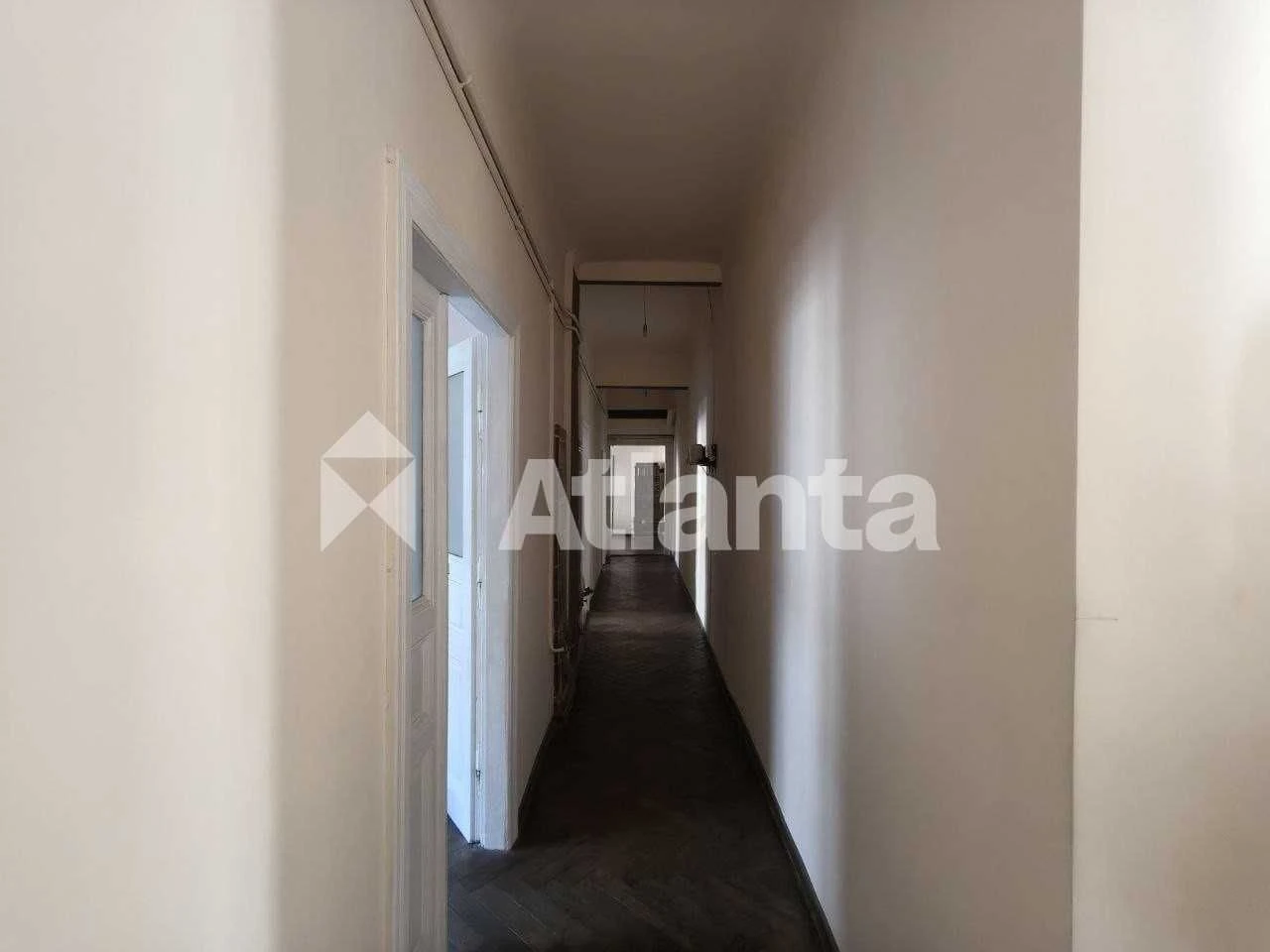 7-кімнатна квартира
173,1 м²
у самому центрі Львова, проїзд