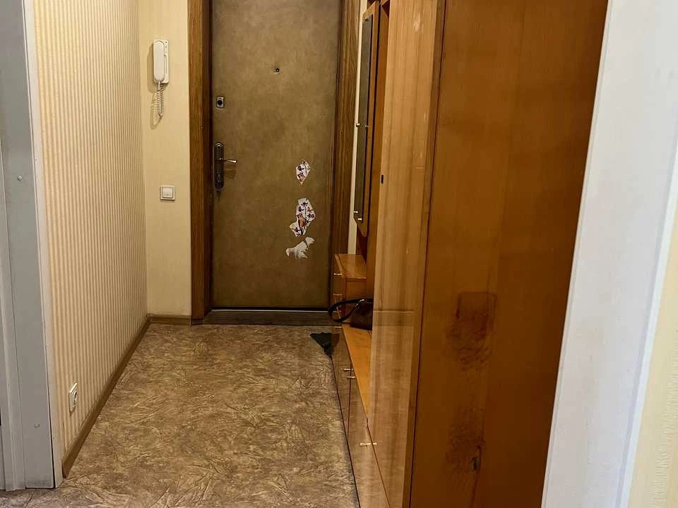 Квартира. Київ, Миколи Ушакова вул.