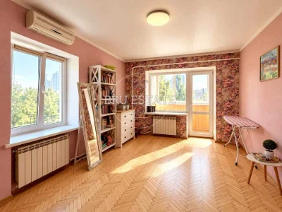 Квартира. Київ, Тампере вул.
