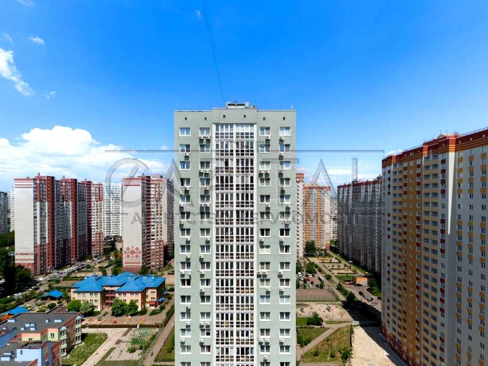 Квартира. Київ, вулиця Софії Русової